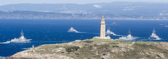 As Fragatas F Da Armada Espanhola Navegando Juntas Poder Naval