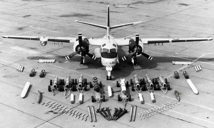 HISTORIA DA AVIAÇÃO: Grumman S-2 Tracker, o primeiro avião embarcado ...