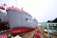 Japão lança novo navio de desembarque para nova unidade